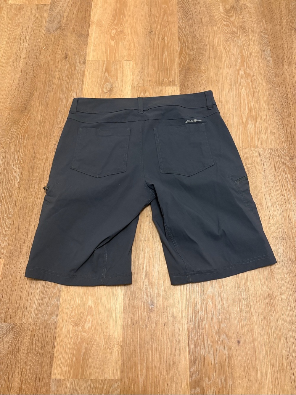 Eddie Bauer First Ascent Men’s 35 Hiking Cargo Shorts Black Navy Lot of 2 - Picture 3 of 8
